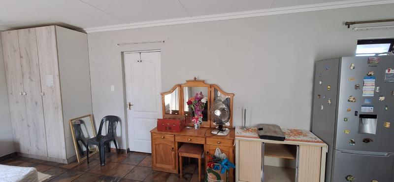 To Let 1 Bedroom Property for Rent in Dana Bay Western Cape